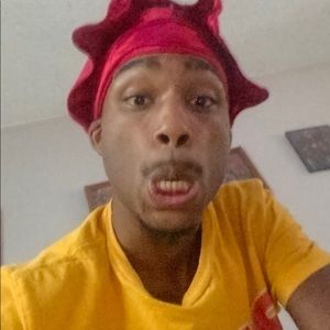 Meet your Posher, Jeyson